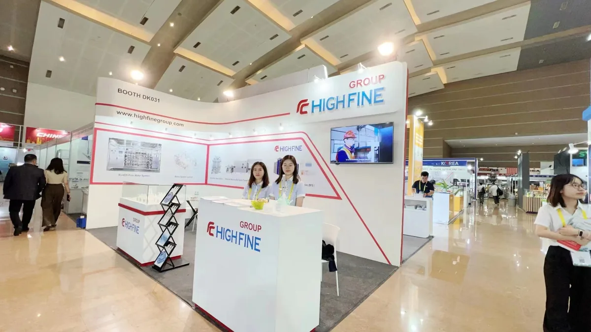 HIGHFINE exhibition booth at an industry trade show